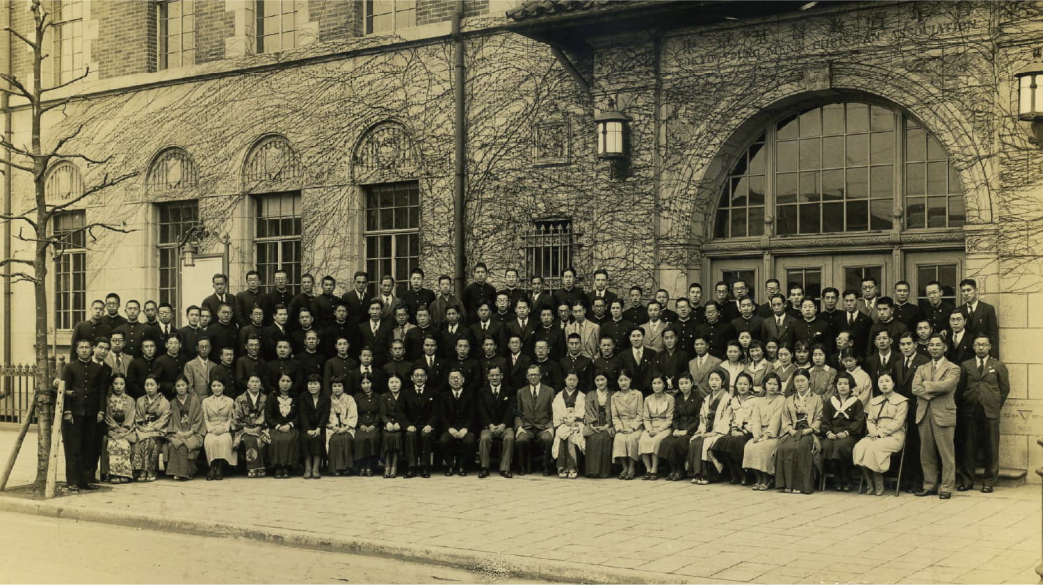 90年の歴史と実績