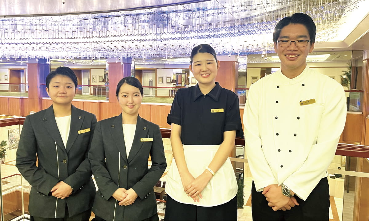 四人の研修風景